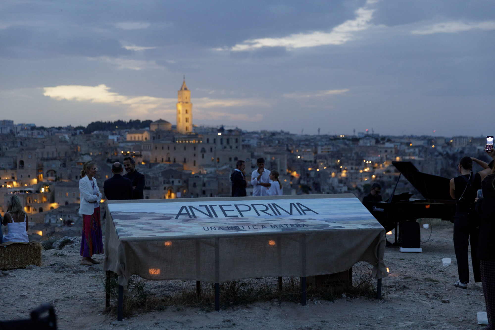 Matera e il Lusso: Anteprima Svela il Futuro del Multibrand nel Cuore dei Sassi.