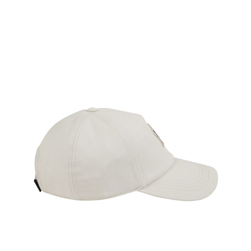 86900